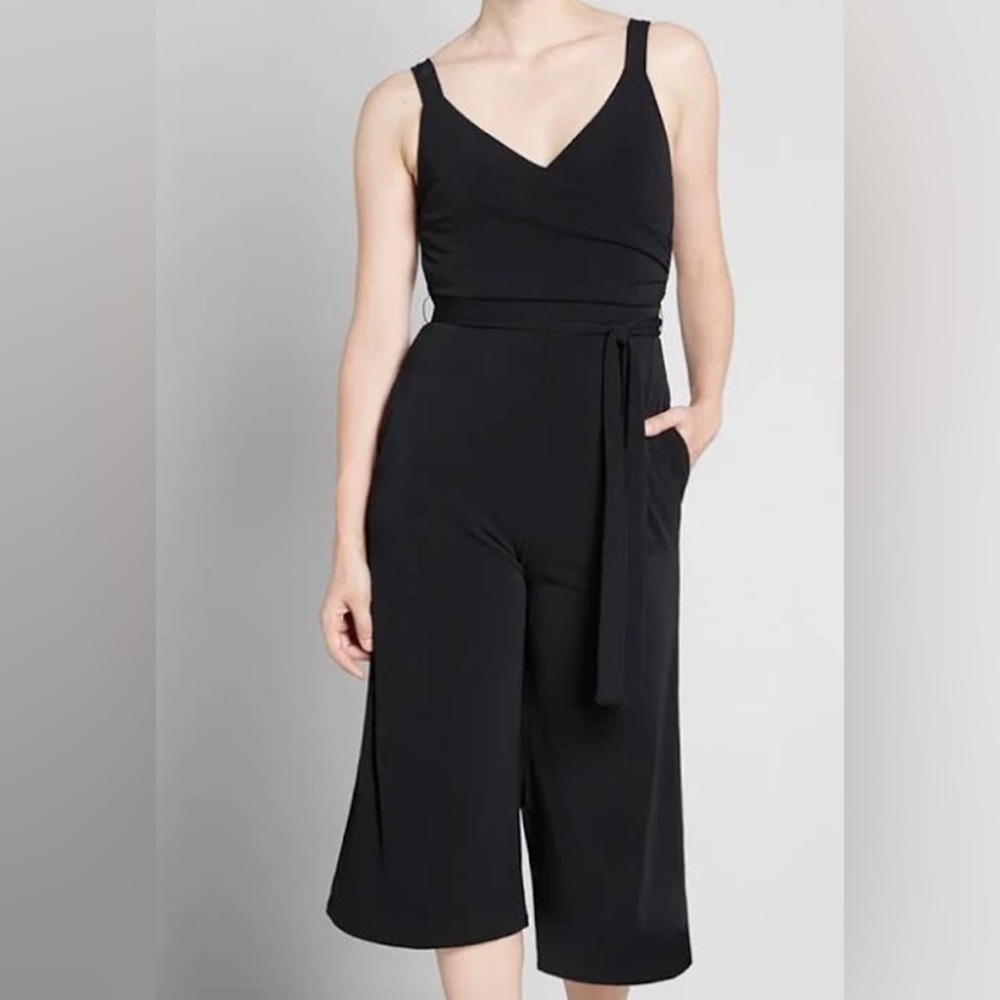 ModCloth Elegant Everywhere Cropped Jumpsuit